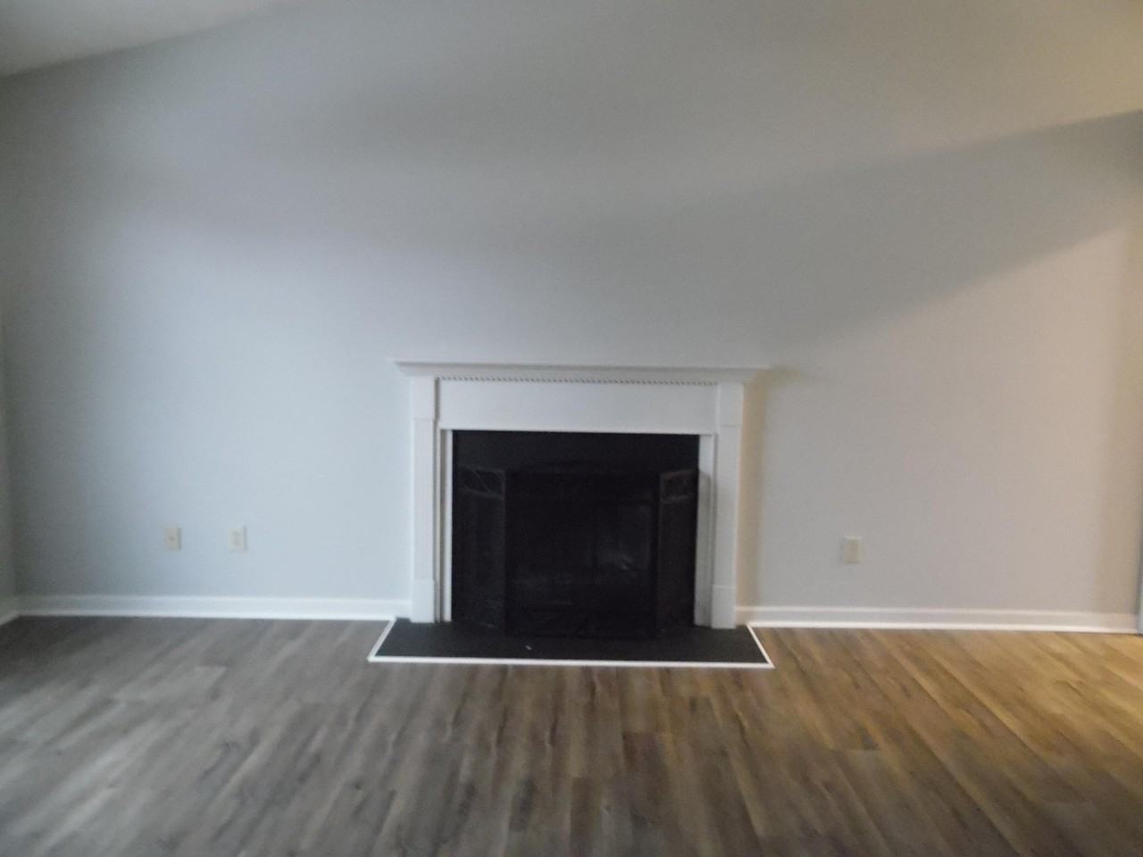 1108 Ledgebrook Ct - Photo 3 of 14