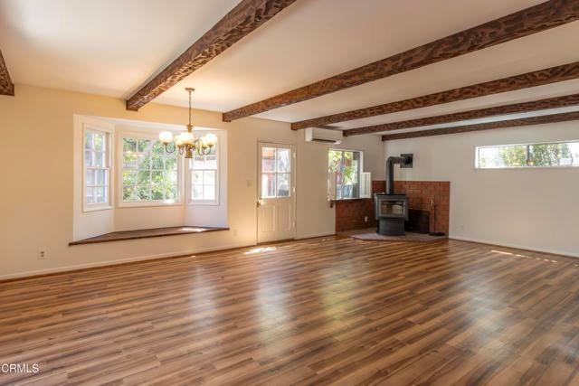 2058 Stratford Avenue - Photo 3 of 8