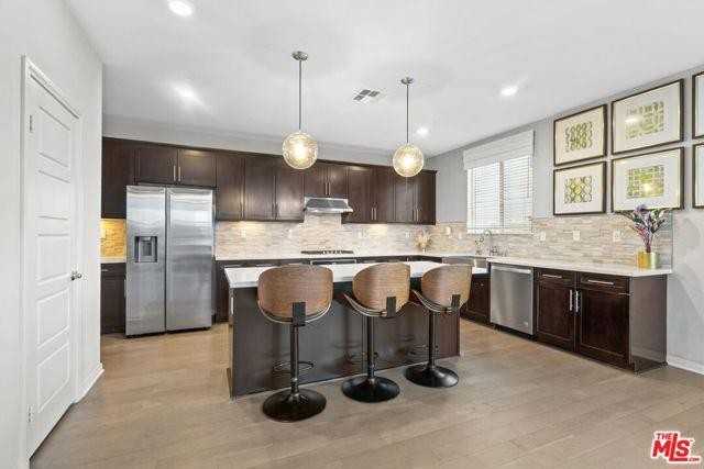 1203 Beach Ln - Photo 5 of 8