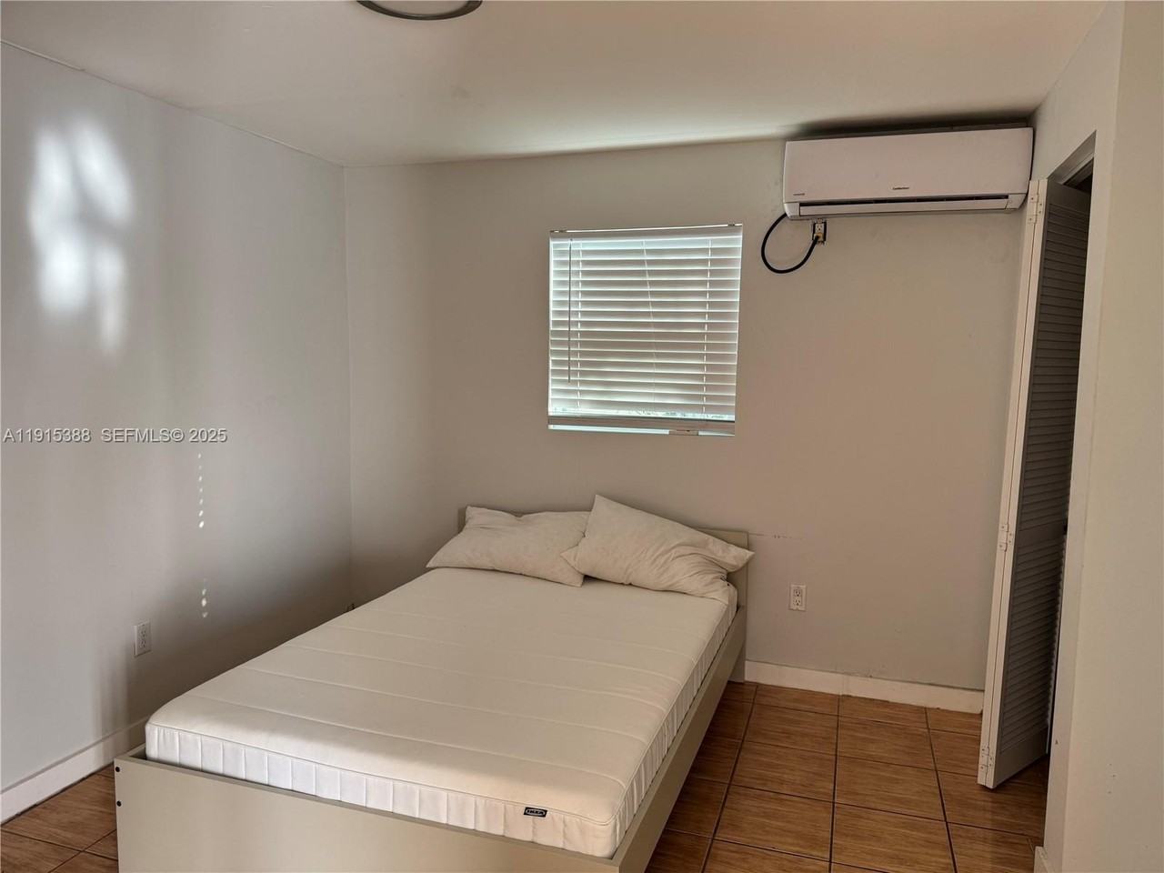 621 Nw 19th Ave #BACK - Photo 7 of 8