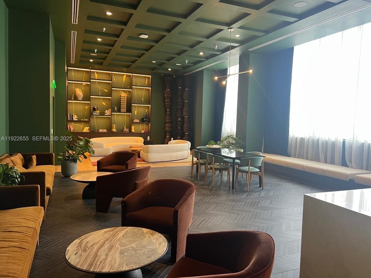 11 NE 6 St #2709 - Photo 7 of 28