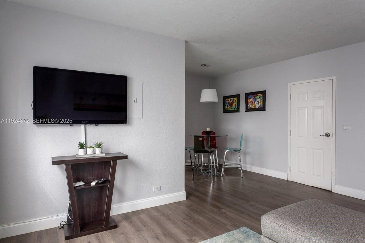 7334 Harding Avenue #6 - Photo 3 of 12