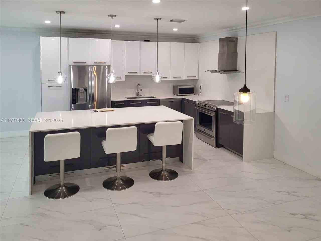 1125 Cliffrose St #1125 - Photo 4 of 16