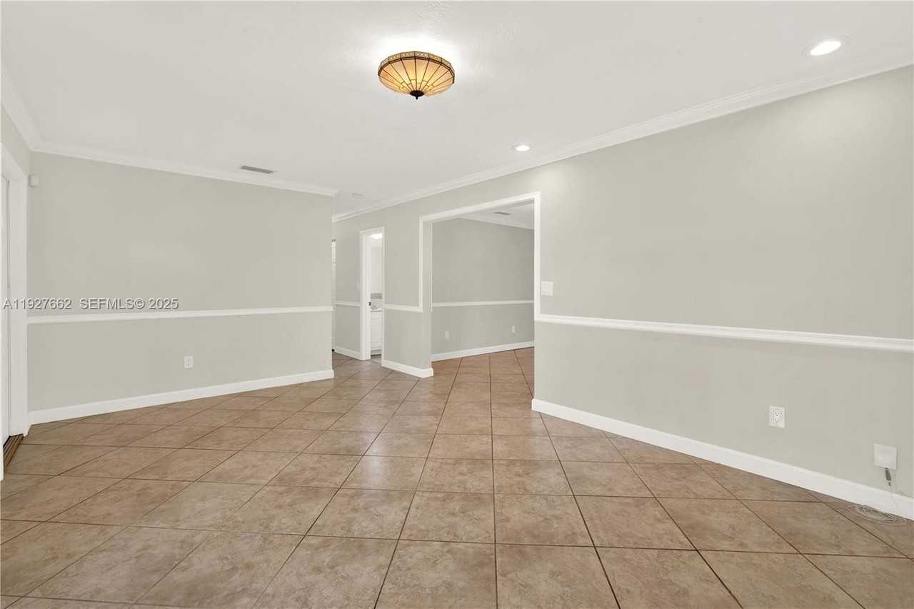 9312 Southwest 182nd Street #0 - Photo 5 of 35