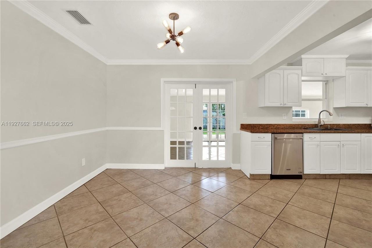 9312 Southwest 182nd Street #0 - Photo 6 of 35