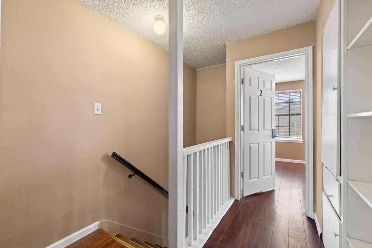 Rothington Rd - Photo 4 of 8