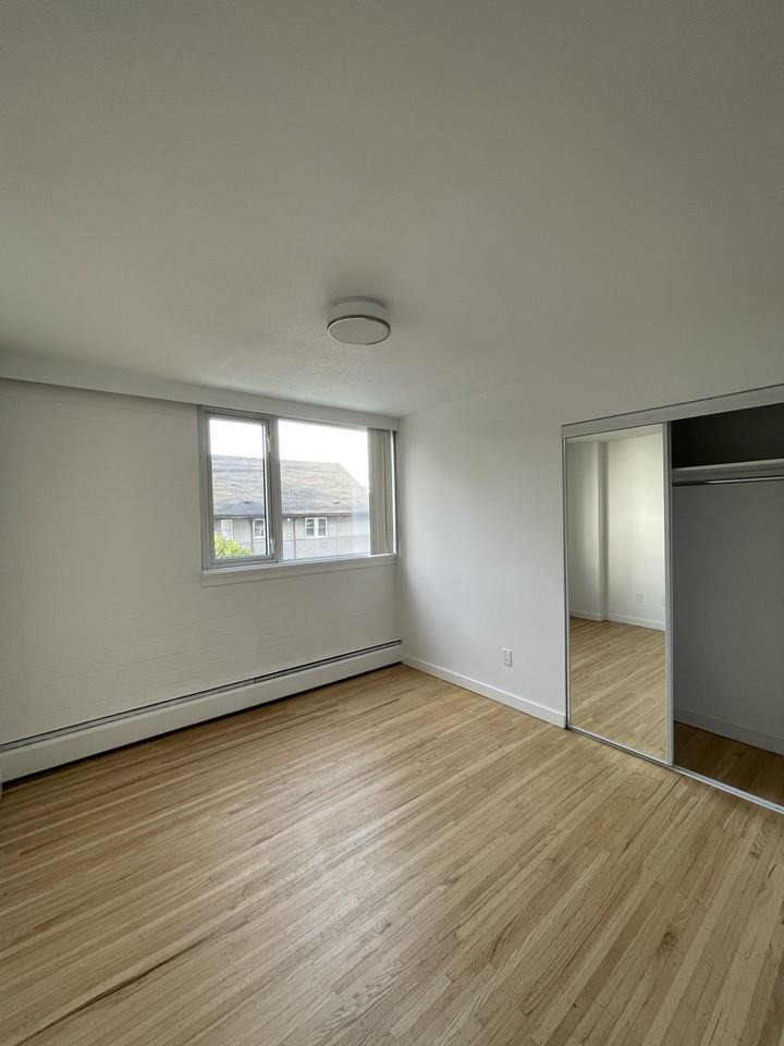 525 West 13th Avenue #304 - Photo 2 of 7