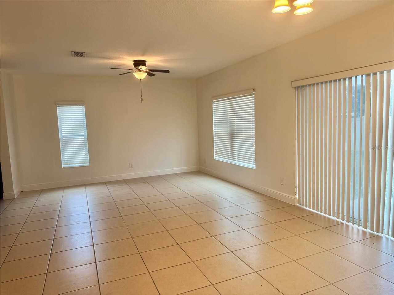 122 Andalusia Loop - Photo 7 of 24