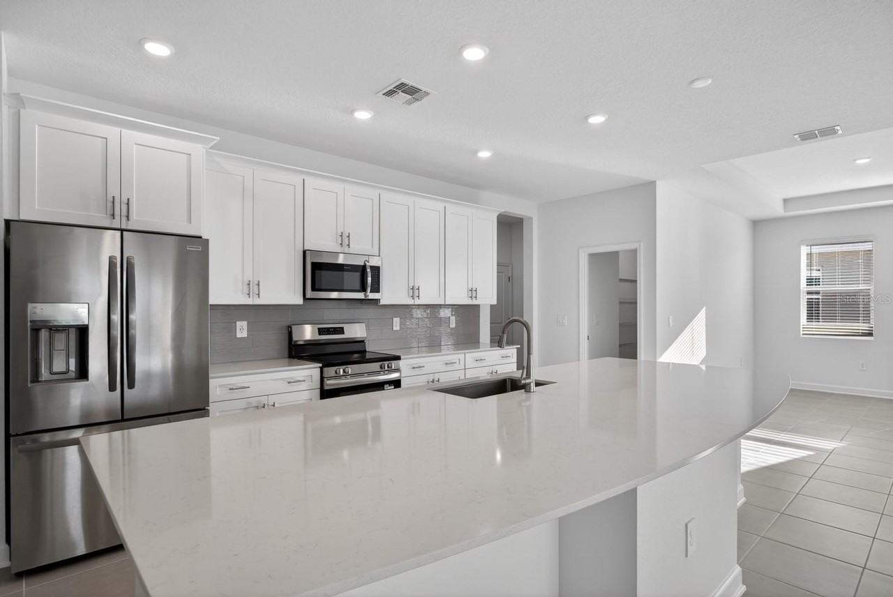 2919 Believe in Yourself Court - Photo 2 of 16