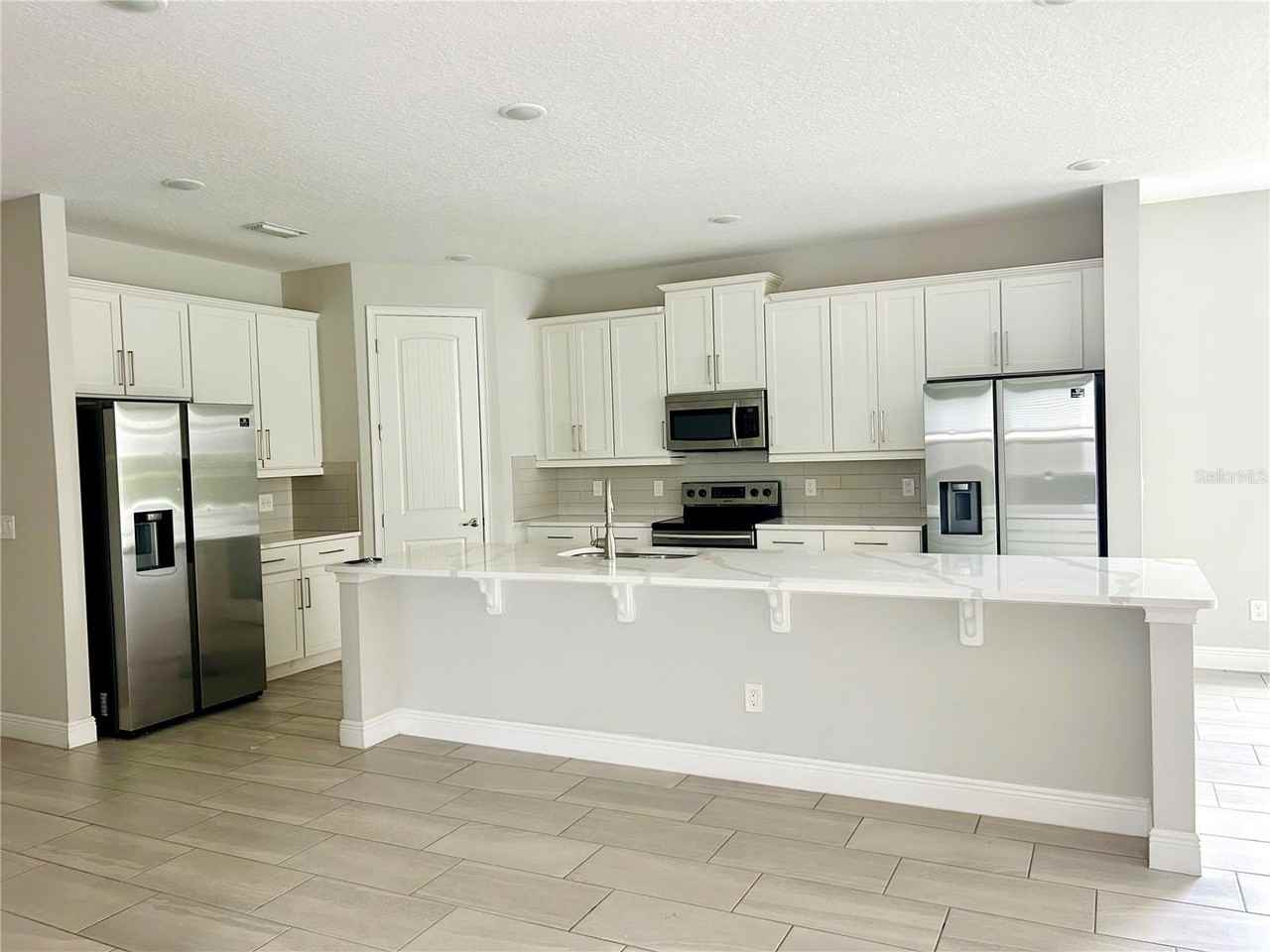 281 Auburn Ave - Photo 6 of 11