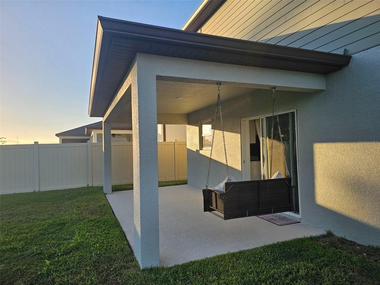 3928 Capri Coast Dr - Photo 5 of 37