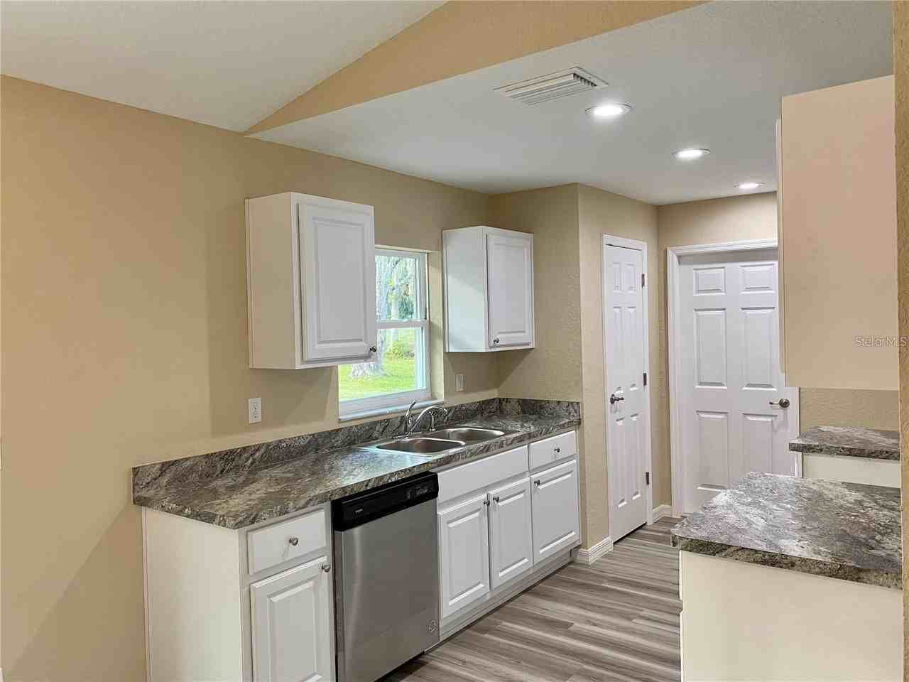 1836 Nw 21st Ct - Photo 5 of 26