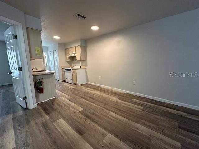 2781 Landover Blvd - Photo 4 of 14