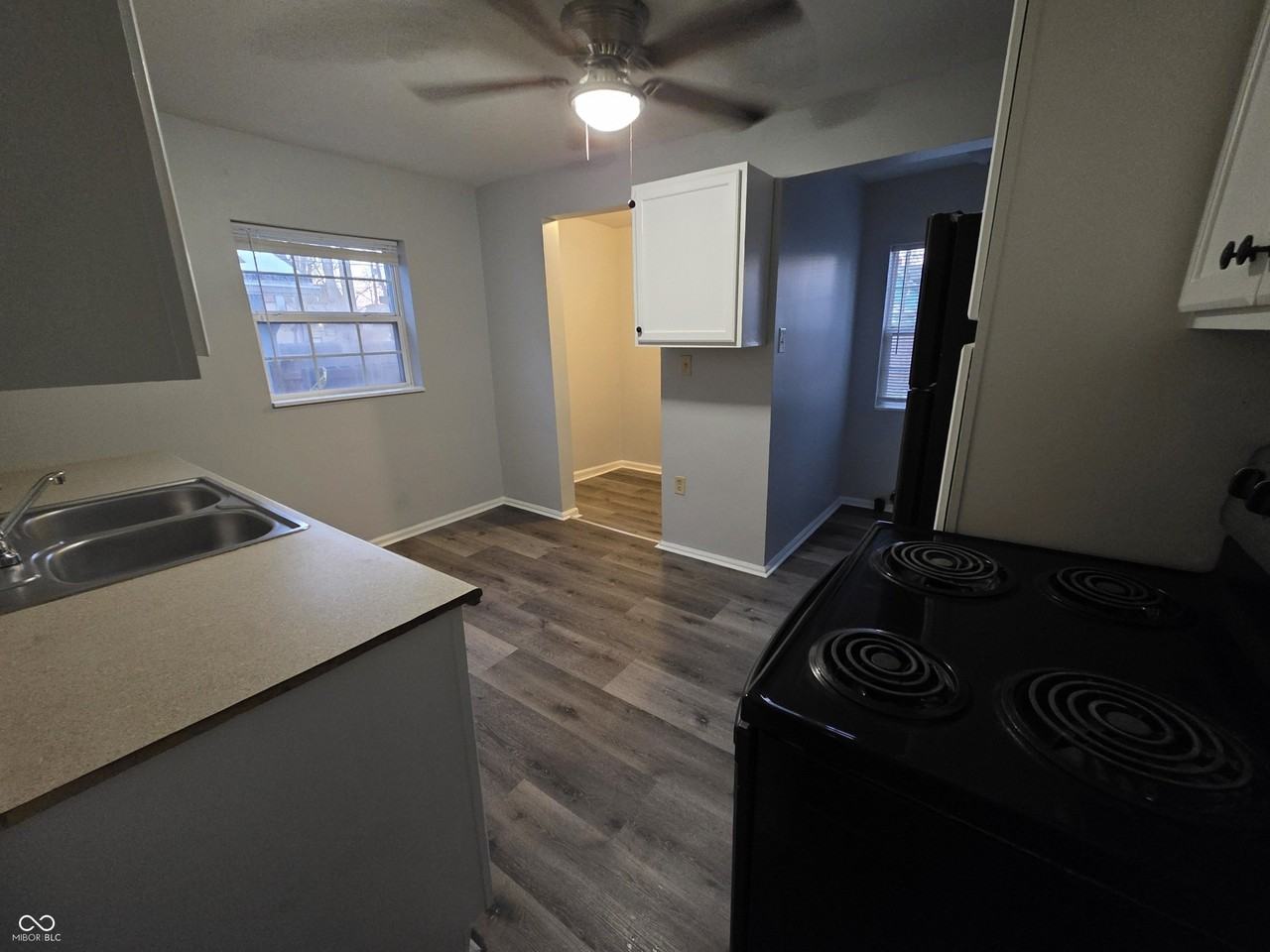 1219 N Rural St - Photo 7 of 20