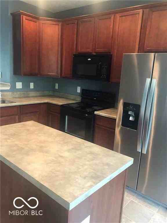 11705 Chant Ln #7 - Photo 6 of 30