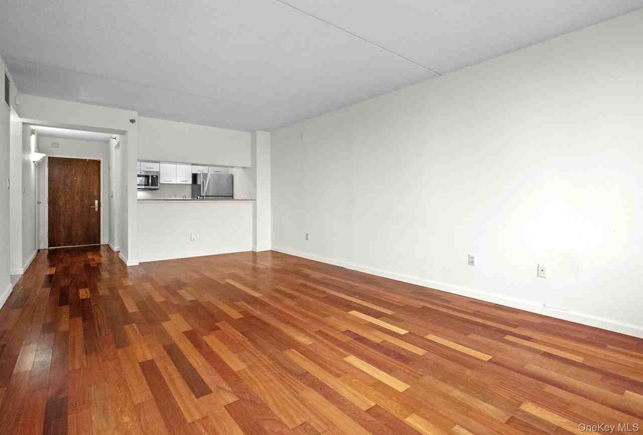 4 Martine Avenue #1619 - Photo 5 of 24