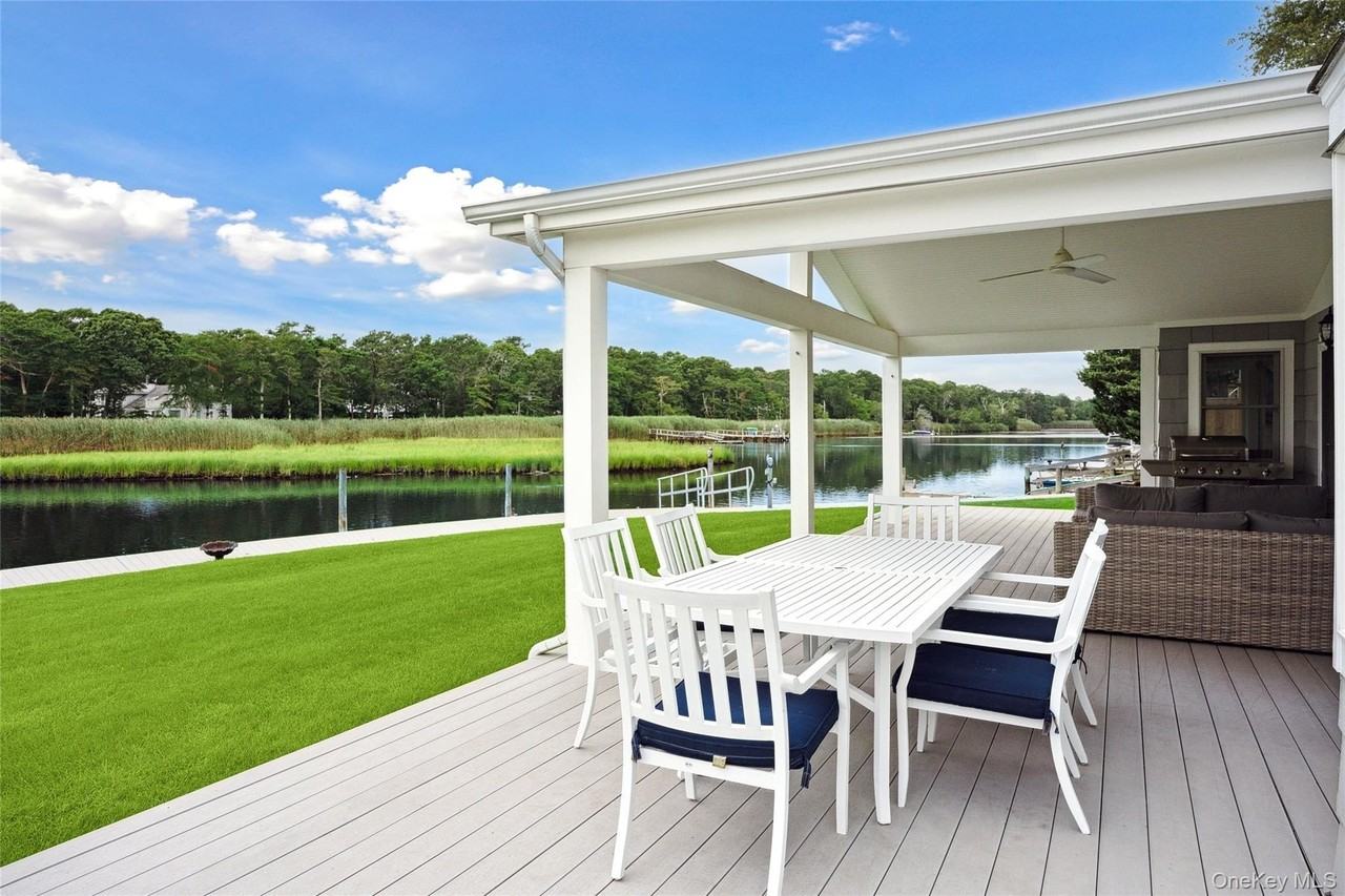 19 Bishop Avenue - Photo 2 of 24