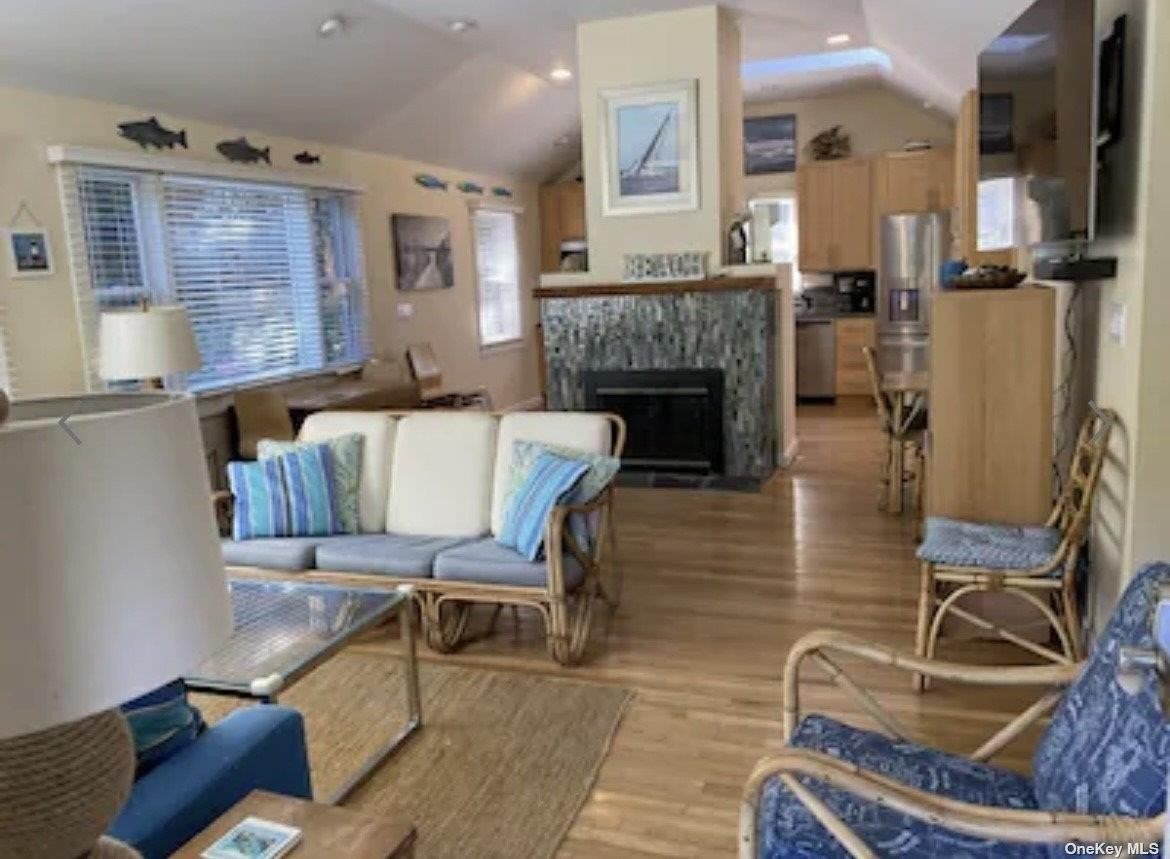 27 Crescent Avenue - Photo 2 of 20