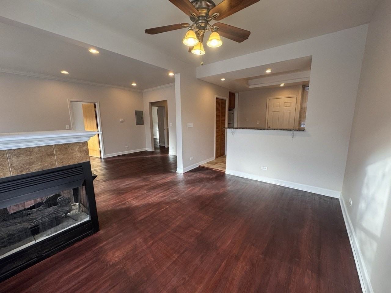 1342 W Estes Ave #3S - Photo 2 of 24