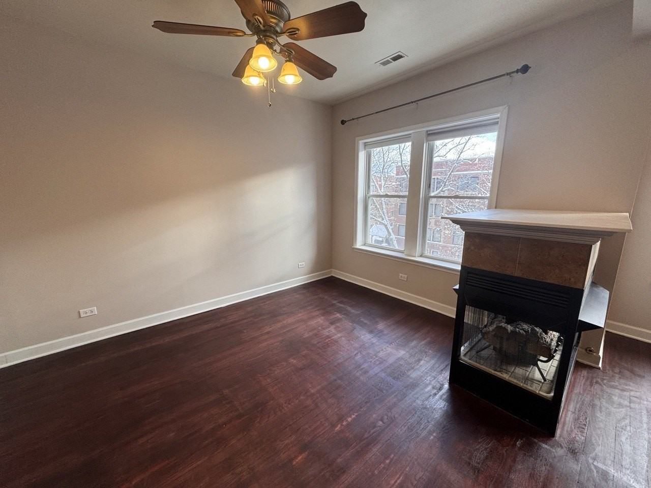 1342 W Estes Ave #3S - Photo 3 of 24