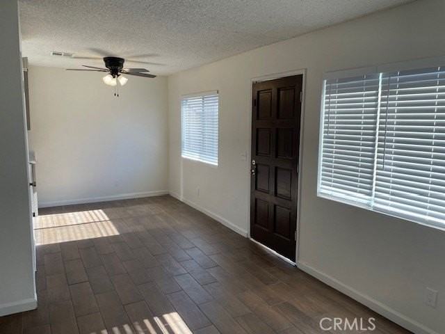 320 N Poe St #C - Photo 3 of 19