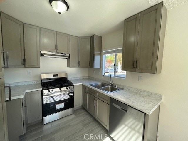 320 N Poe St #C - Photo 7 of 19