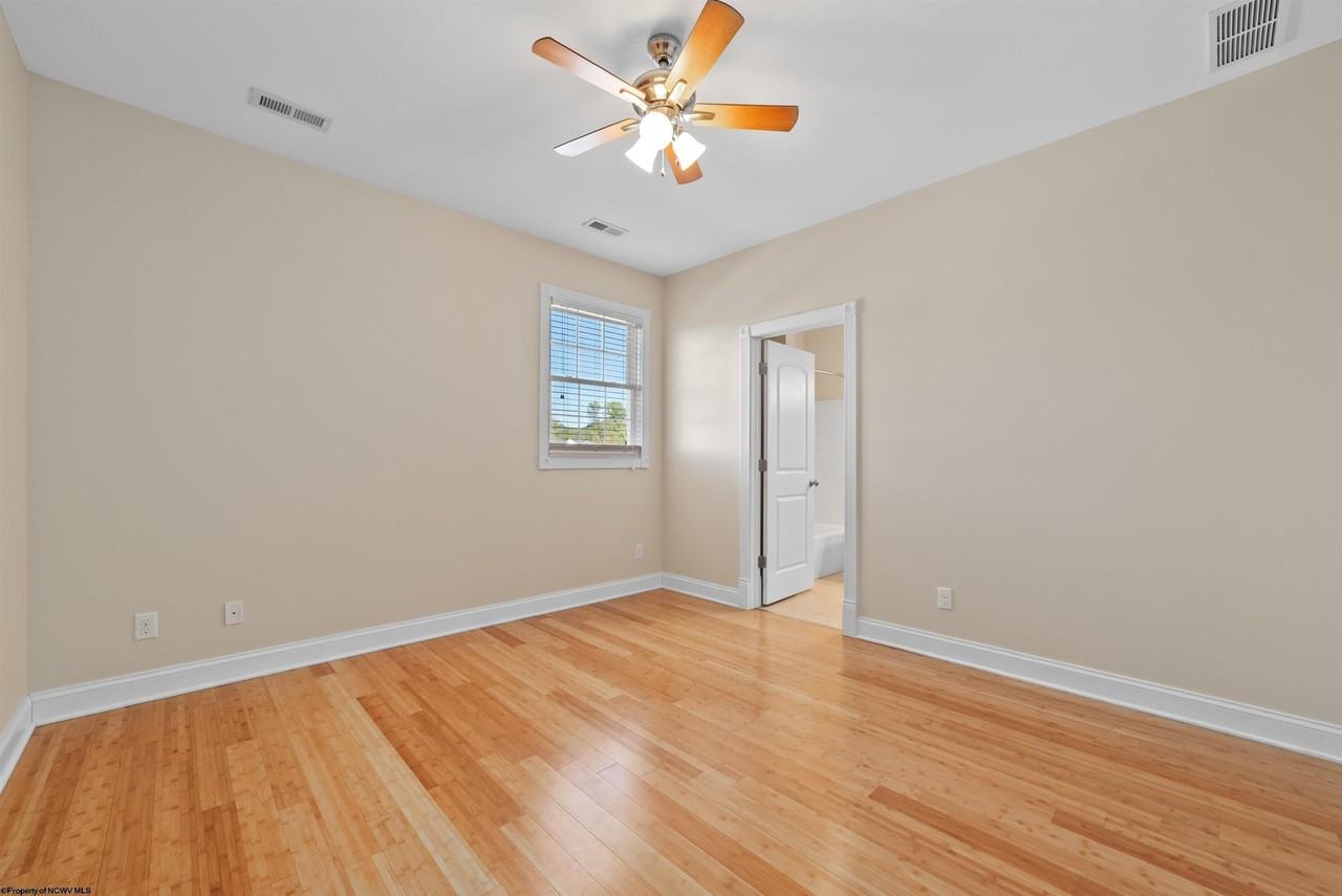 44 Turnstone Dr - Photo 6 of 19