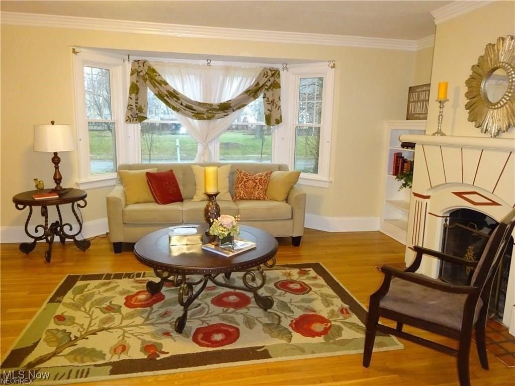 3256 Enderby Road - Photo 4 of 28