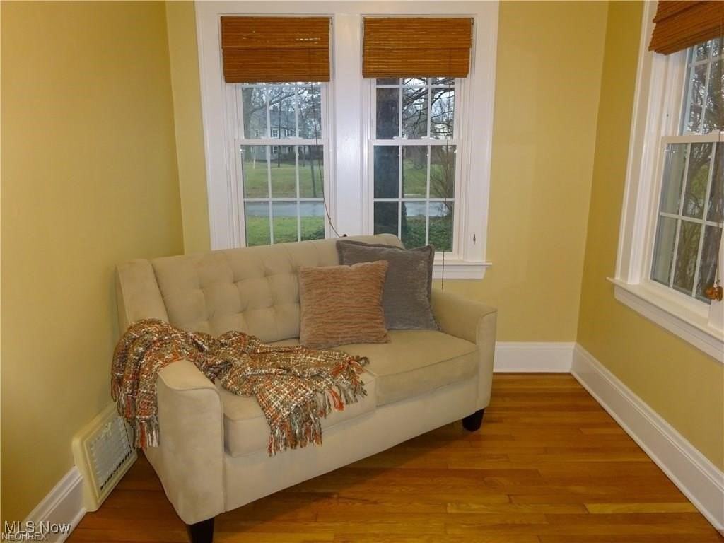 3256 Enderby Road - Photo 6 of 28