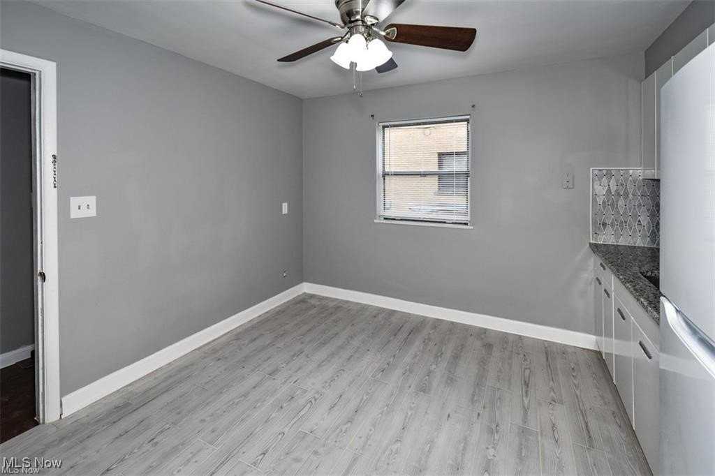 2344 Westmoor Rd - Photo 4 of 27