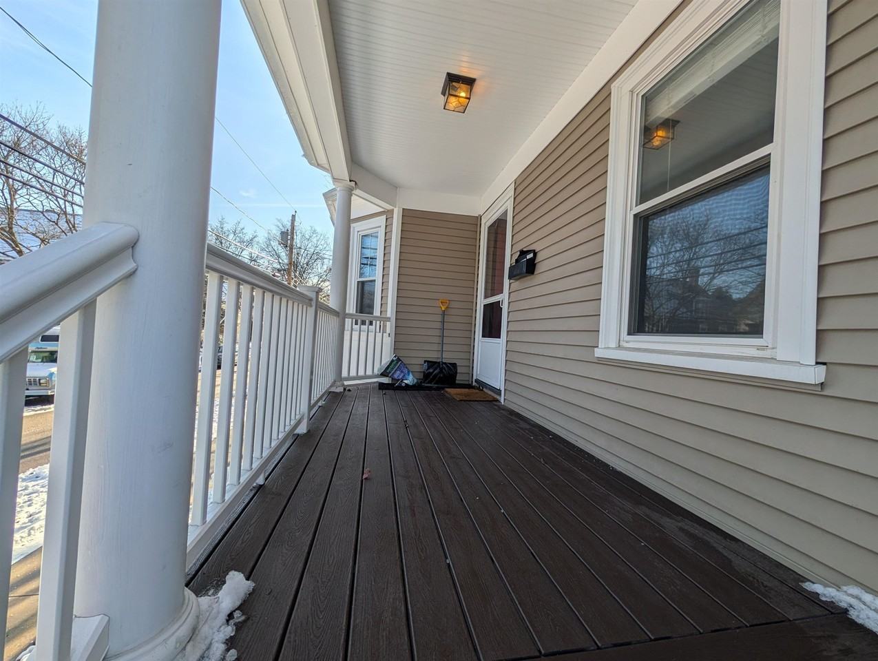 204 Rockland St - Photo 4 of 37