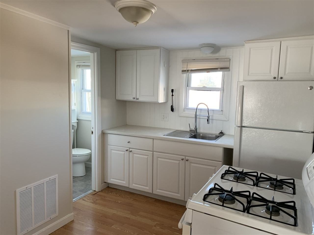 12 Jones Avenue #5 - Photo 5 of 7