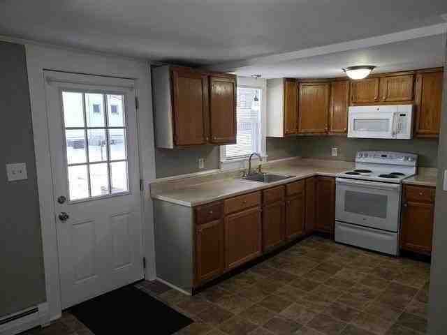 8 Allen Street - Photo 4 of 20