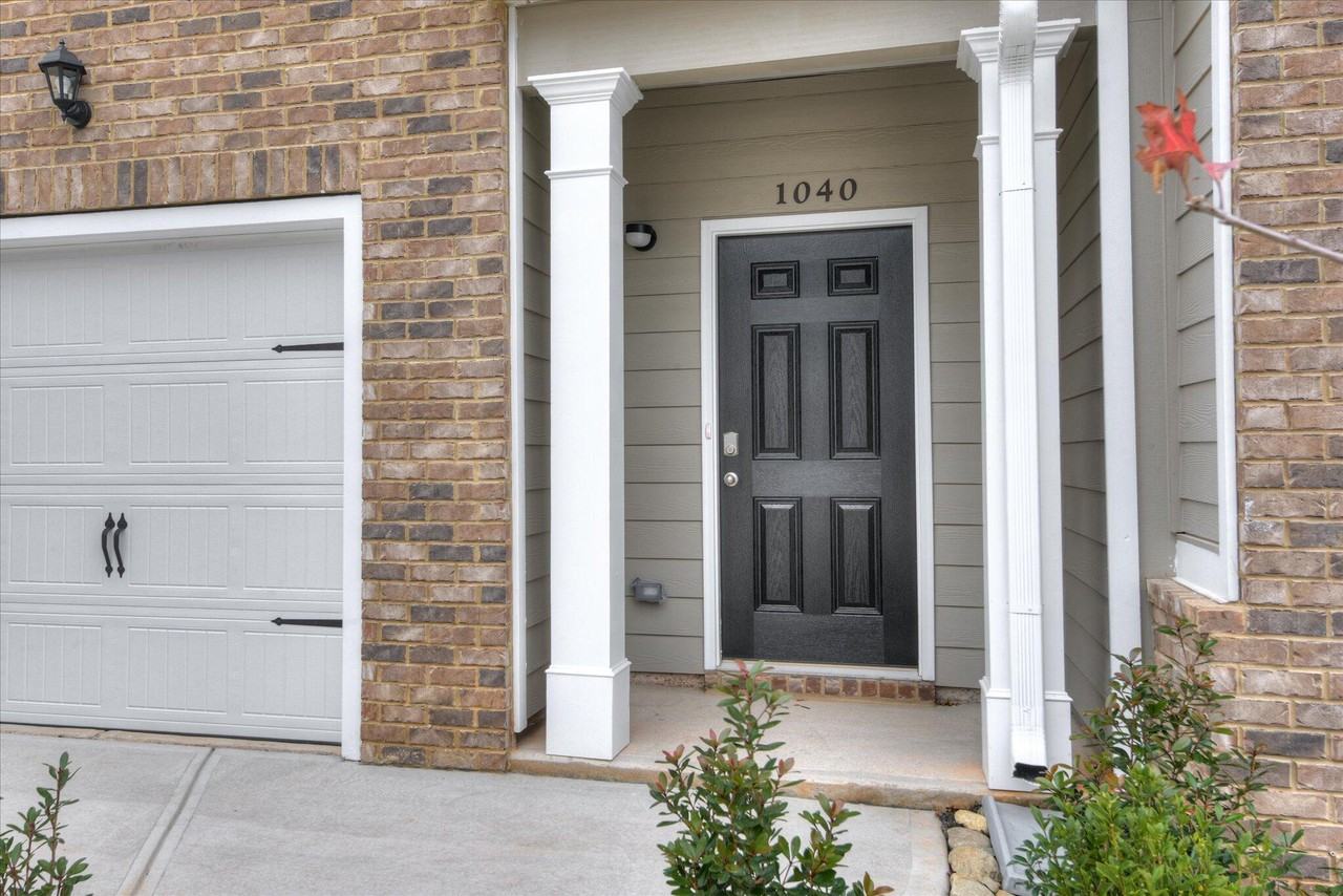 1040 Quaint Parish Circle - Photo 2 of 33