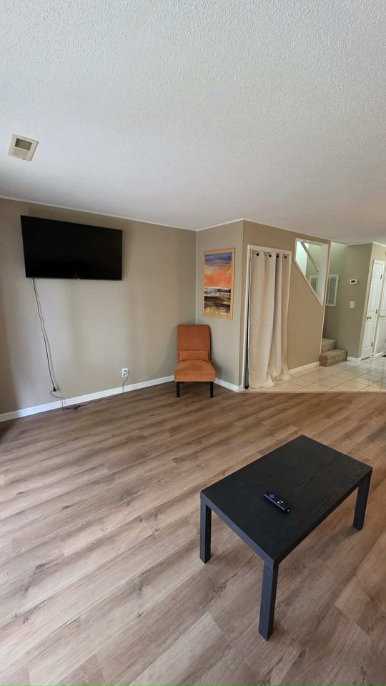 43 Wilshire Heights Dr - Photo 2 of 16