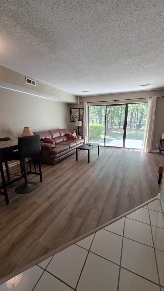 43 Wilshire Heights Dr - Photo 3 of 16