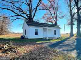 featured image of 7990 Mackall Rd