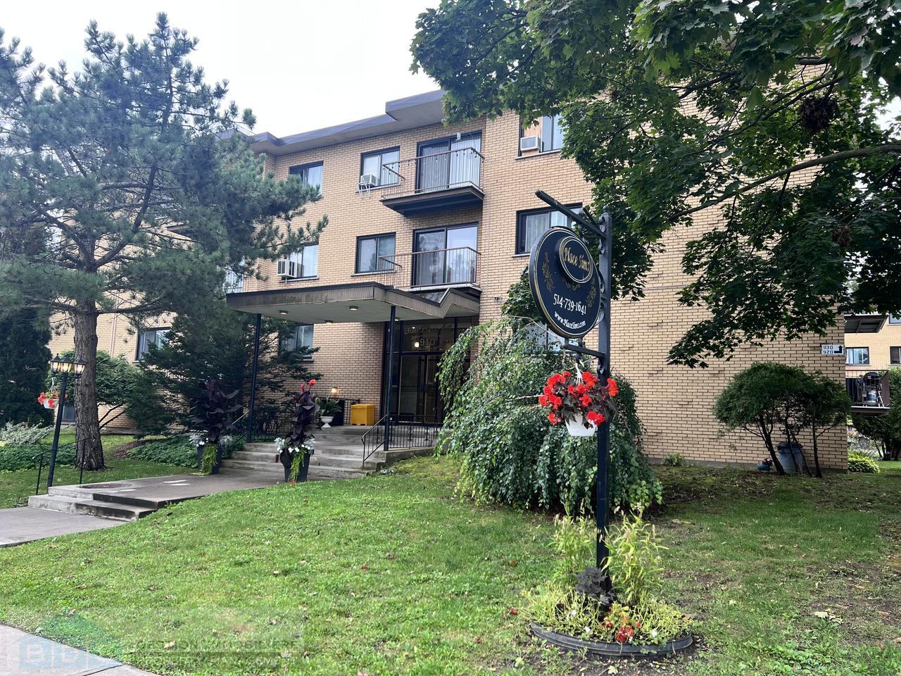 910 Place Sims #12 - Photo 5 of 17