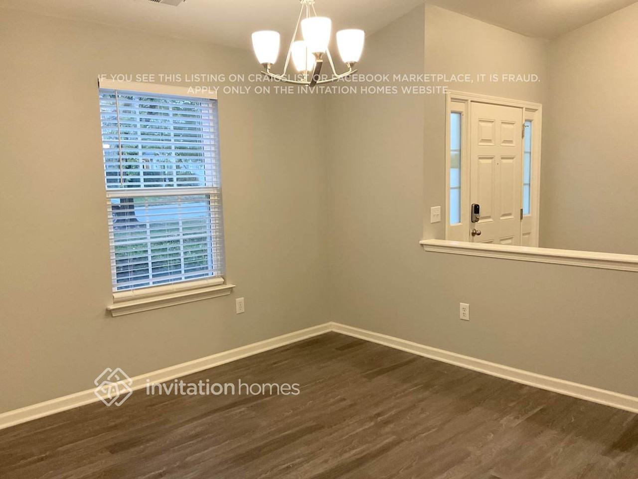 3932 Edgeview Drive - Photo 3 of 18