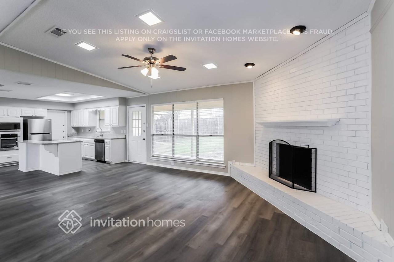 1312 Tierra Calle - Photo 4 of 17