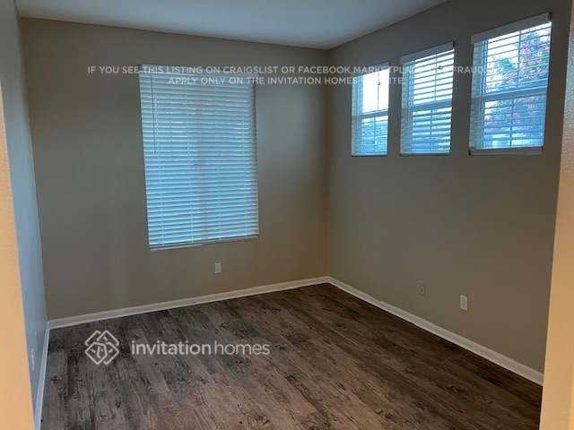 3813 Holly Springs Dr - Photo 5 of 21