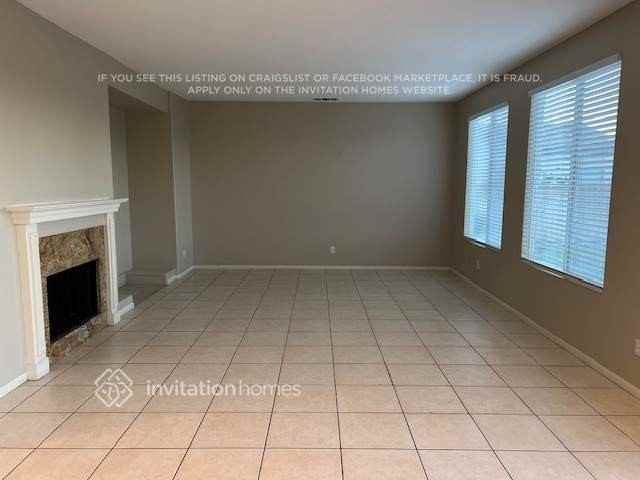 3813 Holly Springs Dr - Photo 6 of 21