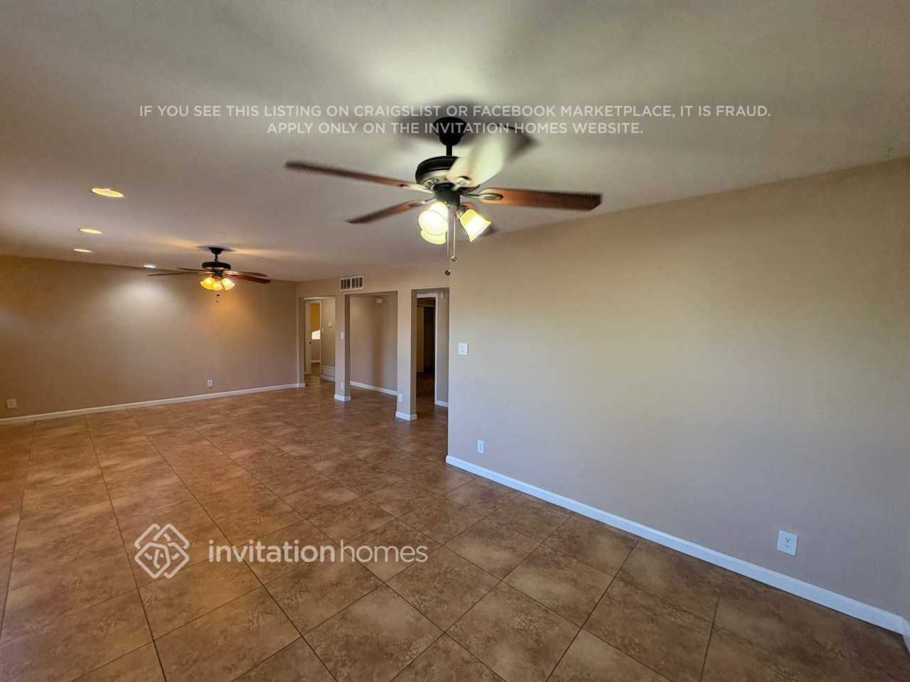 2315 W Saint John Rd - Photo 3 of 21