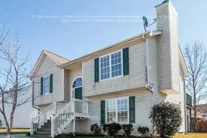 featured image of 1069 Meadow Glen Circle