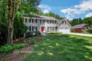 featured image of 3801 Northlake Creek Drive