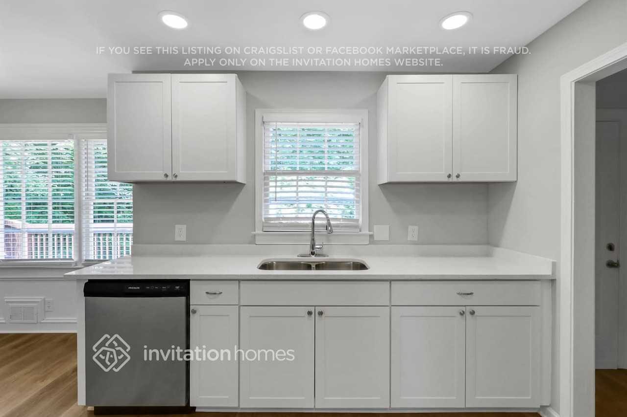 3801 Northlake Creek Dr - Photo 7 of 24