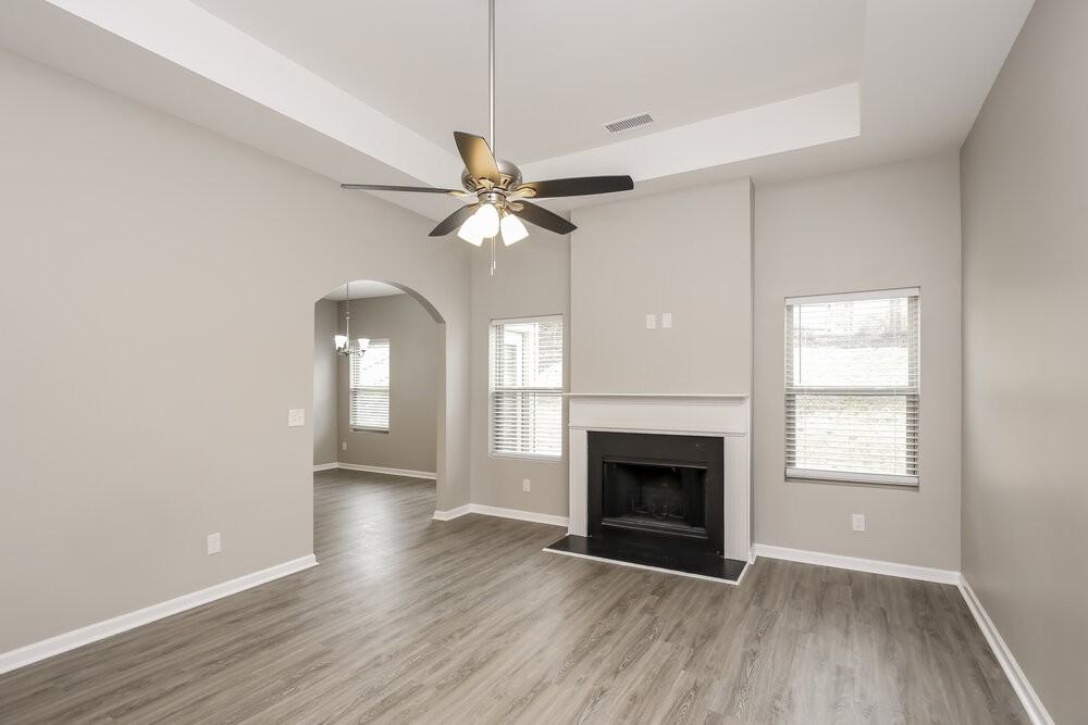 392 Pinnacle Drive - Photo 6 of 16