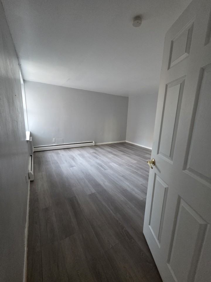 194 Washington Street #433 - Photo 3 of 6