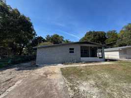 featured image of 1906 Roselle Avenue