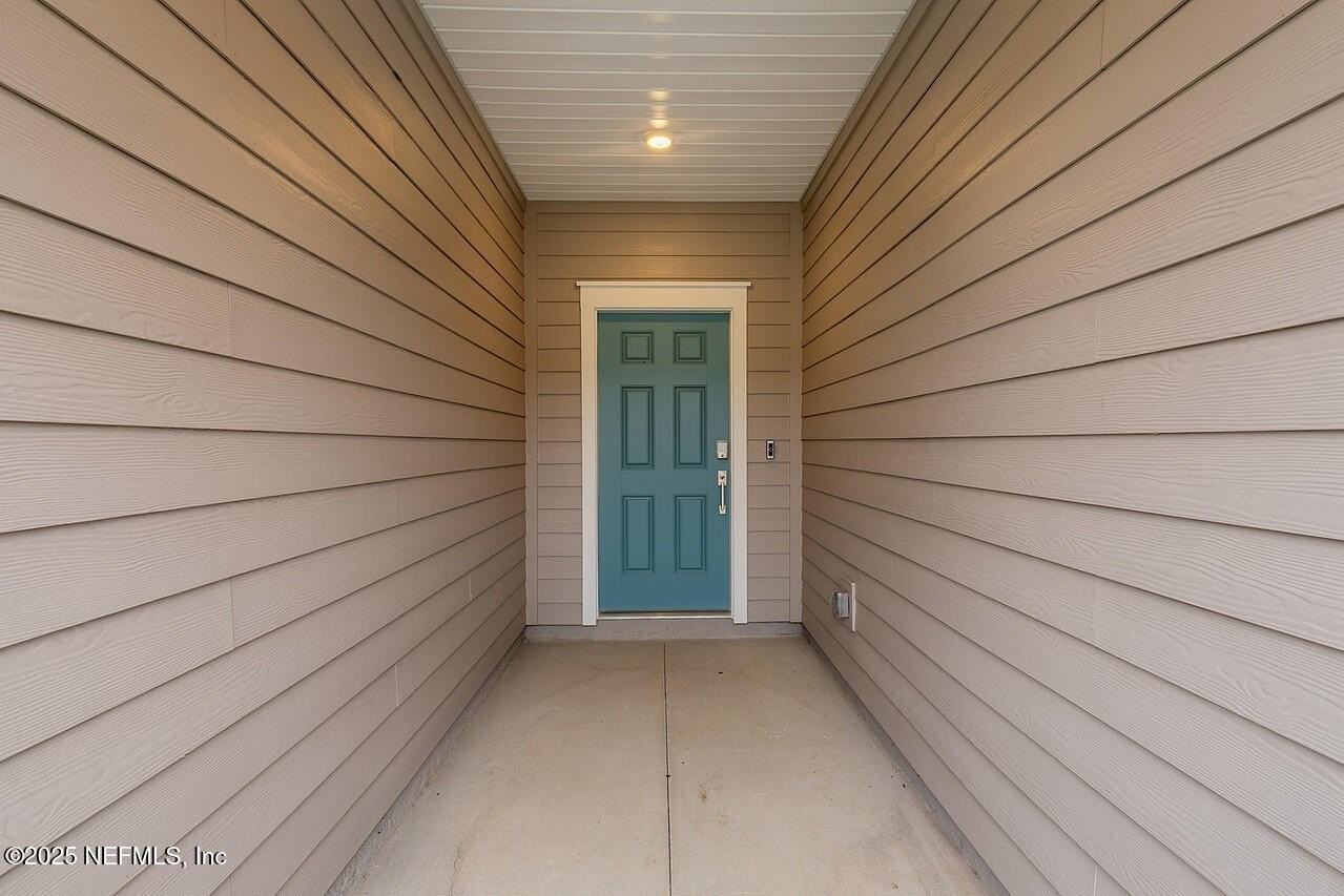 2181 Windward Cay Lane - Photo 3 of 35